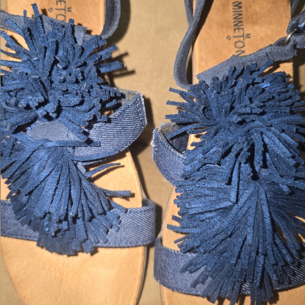 Minnetonka Desi Fringe Wedge Sandal Navy Leather Size 10 - Picture 9 of 11